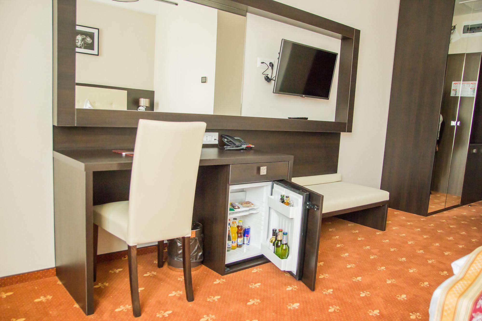 Salis Hotel & Medical Spa Turda Extérieur photo